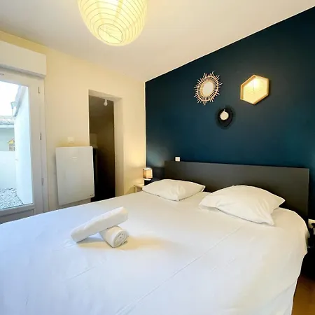 L'Olivier - Appartement Avec Terrasse Luisant Exterior foto