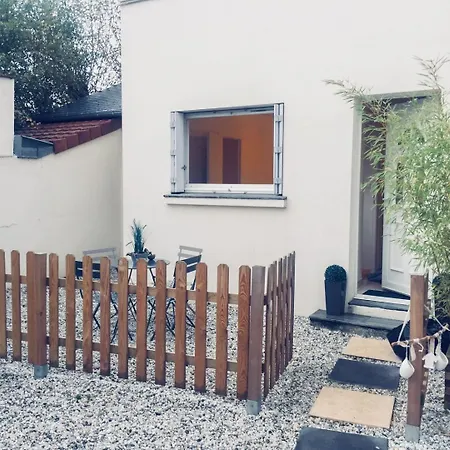 L'Olivier - Appartement Avec Terrasse Luisant Exterior foto